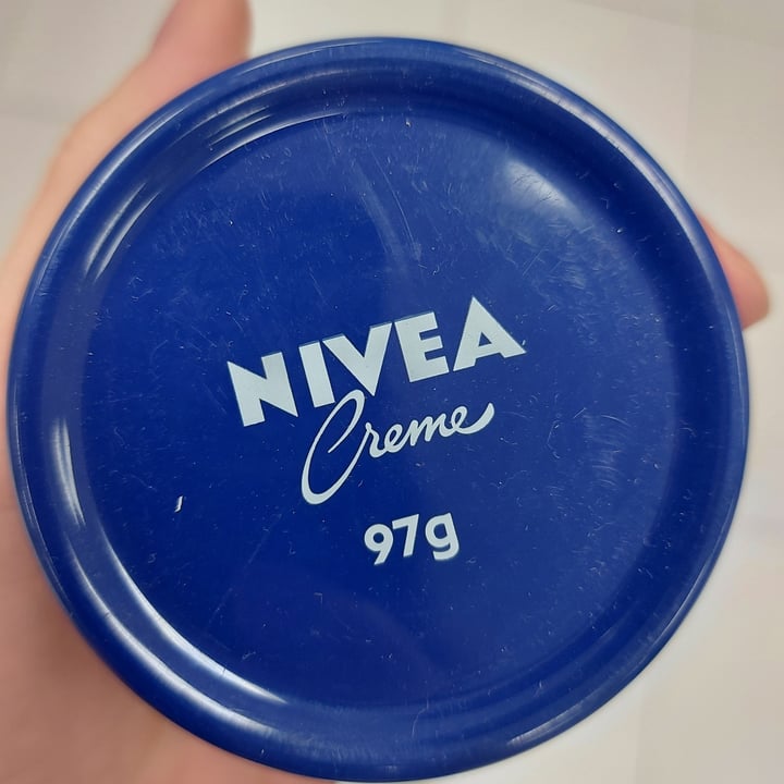 photo of Nivea Nivea creme shared by @yarabastos on  21 Sep 2022 - review