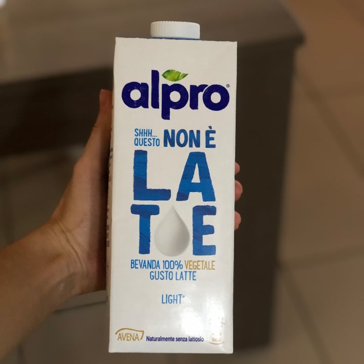 photo of Alpro This is Not Milk Classic Questo Non è Late Classico shared by @violino on  21 Jul 2022 - review