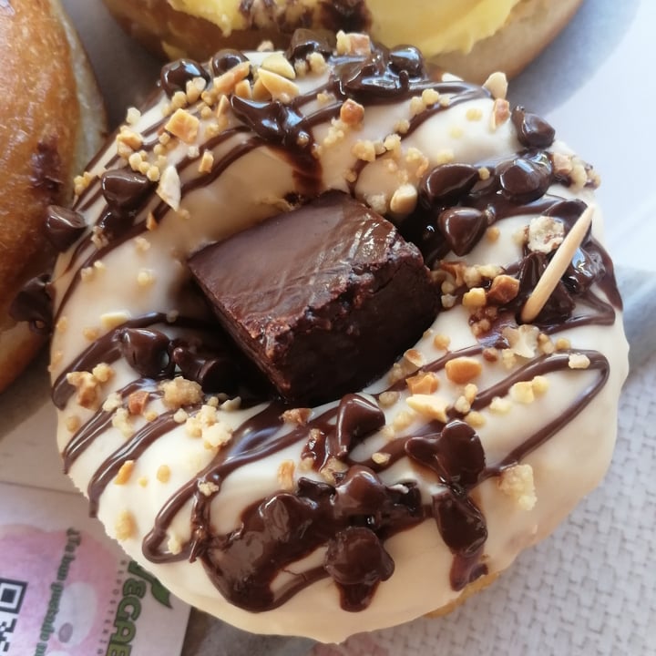photo of Vegabonty Donut de chocolate y caramelo shared by @ani16 on  11 Jun 2022 - review