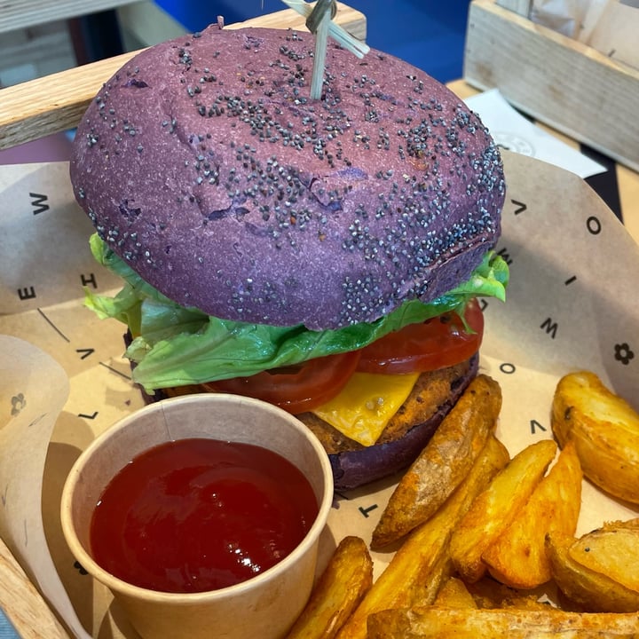 photo of Flower Burger Flower Burger shared by @fsc on  16 May 2022 - review