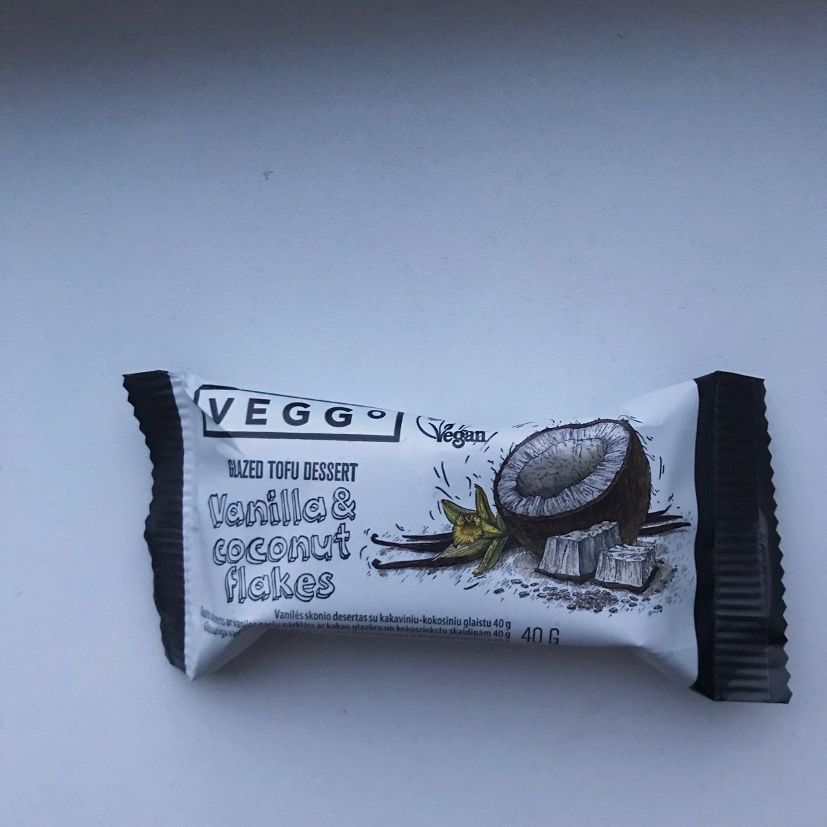 Cocoa głazem tofu bar vanilla & coconut flakes