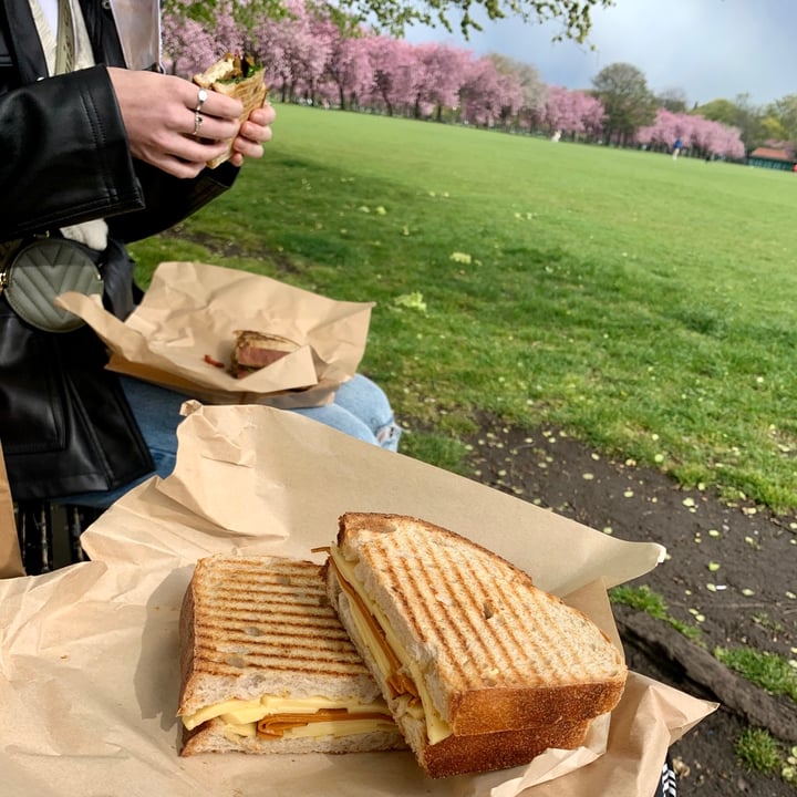 photo of Black Rabbit Ham and Cheese Toastie shared by @vegneve on  13 May 2021 - review