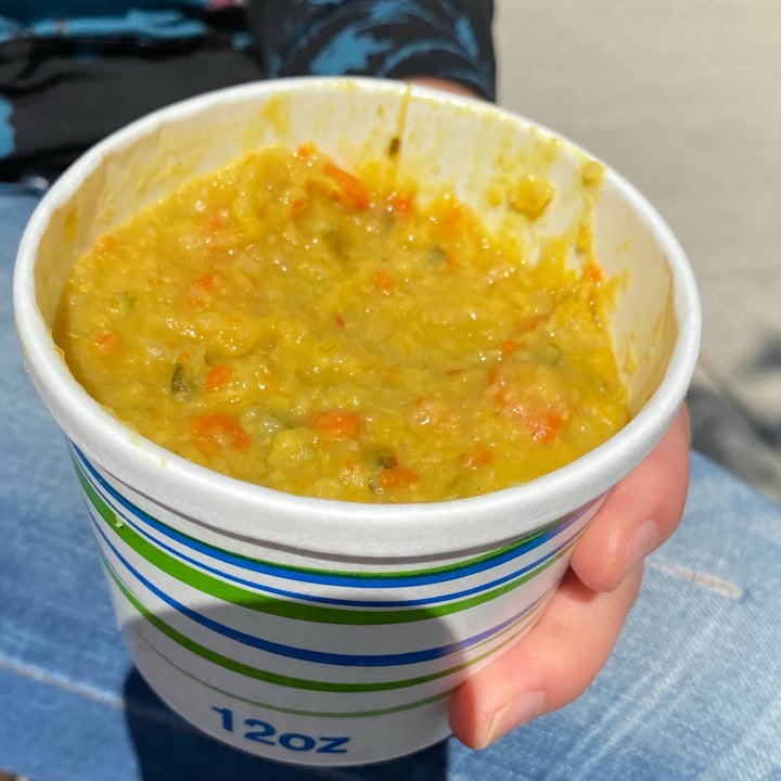 photo of Oak House Deli Vegan Thai lentil soup shared by @theveganmary on  16 Sep 2021 - review