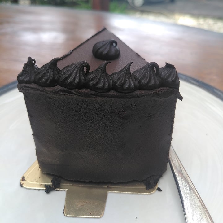 review photo of Manggis in Canggu Chocolate Brownie Cake shared by @phaen on 06 Jan 2022 - review