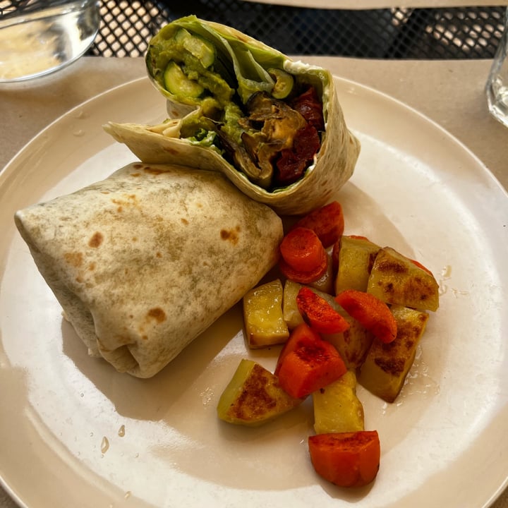 photo of Tauer Bakery Wrap shared by @millula on  24 May 2022 - review