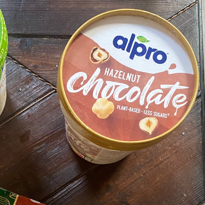 photo of Alpro Hazelnut Chocolate Ice Cream shared by @travelerafit on  18 Nov 2020 - review