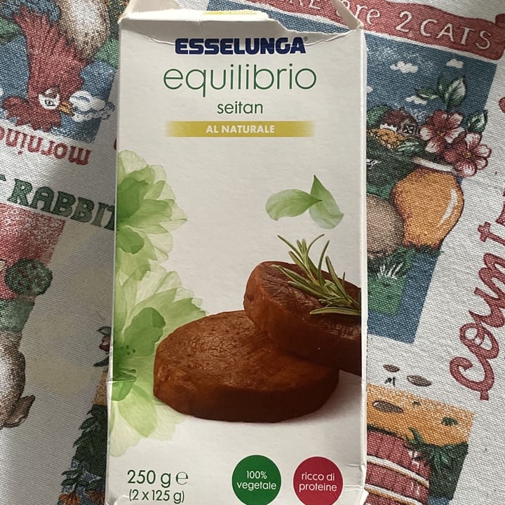 photo of Esselunga equilibrio seitan al naturale shared by @giuliaconiglio on  28 Jun 2022 - review