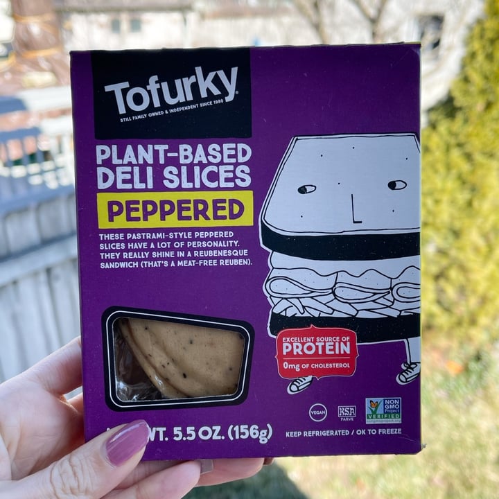 photo of Tofurky Plant-Based Deli Slices Peppered shared by @lizmaselli on  06 Mar 2021 - review