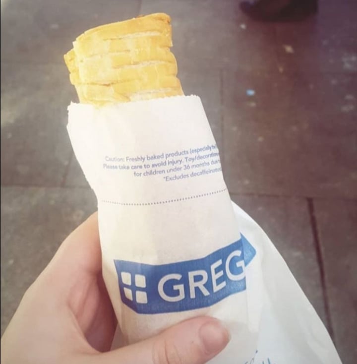 photo of Greggs Vegan Sausage Roll shared by @leahrng on  25 Dec 2019 - review