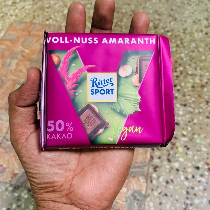 photo of Ritter Sport Voll-Nuss Amaranth shared by @andyboimdu on  01 Jan 2021 - review