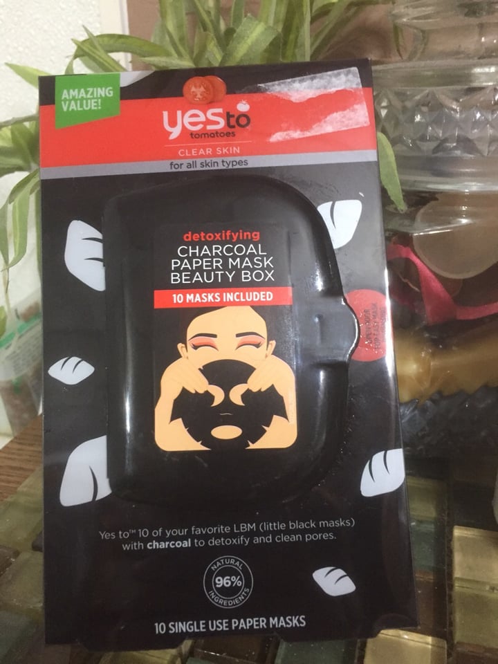 photo of YesTo Yesto tomatoes face mask shared by @jnwiley on  11 Aug 2019 - review