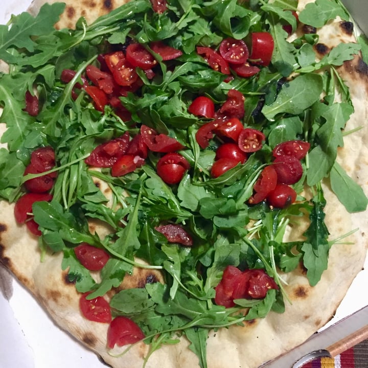 photo of Pizza Country focaccia rucola e pachino shared by @azuki on  11 Jul 2022 - review