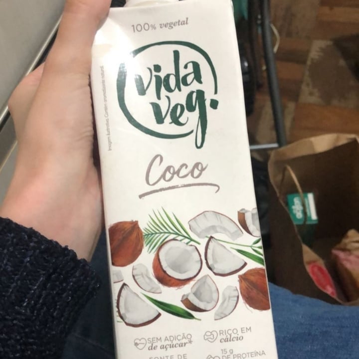 photo of Vida Veg bebida vegetal de coco shared by @marisandrateixeira on  10 Jul 2022 - review