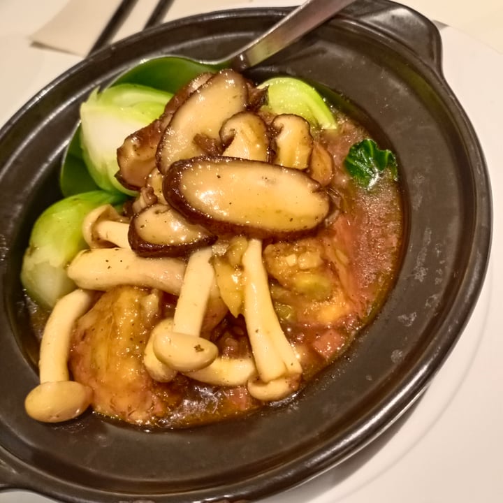 photo of LingZhi Vegetarian - Velocity@Novena Mushrooms with tofu and greens shared by @shradprads on  06 Oct 2020 - review