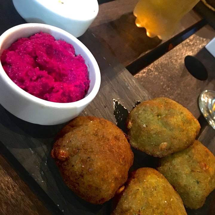 photo of Funky Town Falafels shared by @candejulieta on  23 Mar 2022 - review