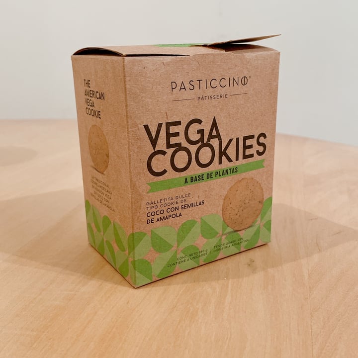 photo of Pasticcino Vegacookies coco y amapola shared by @franvegg on  13 Oct 2022 - review