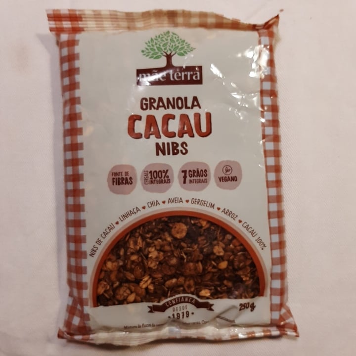 photo of Mãe Terra Granola Cacau Nibs shared by @cmiethke on  11 May 2022 - review
