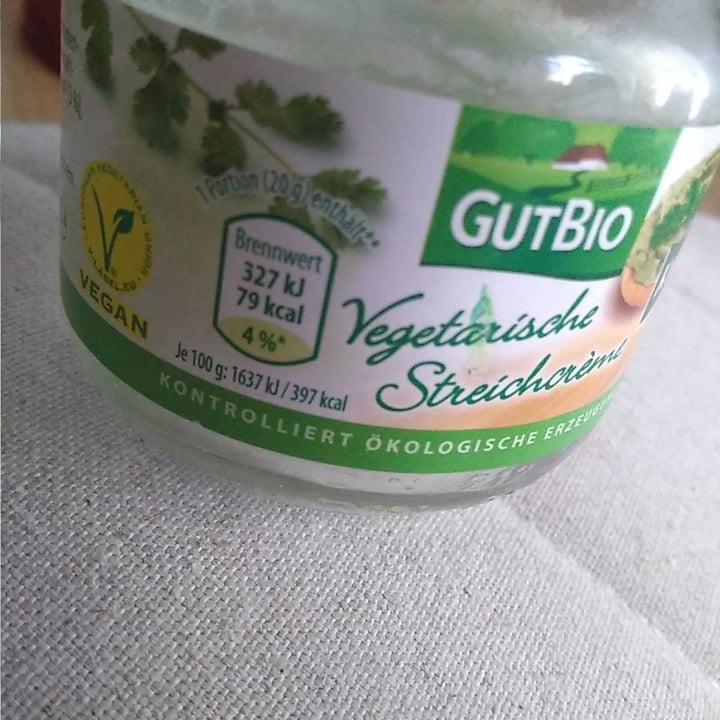 photo of GutBio Vegetarische Streichcreme Kräuter shared by @jena on  10 Jul 2020 - review