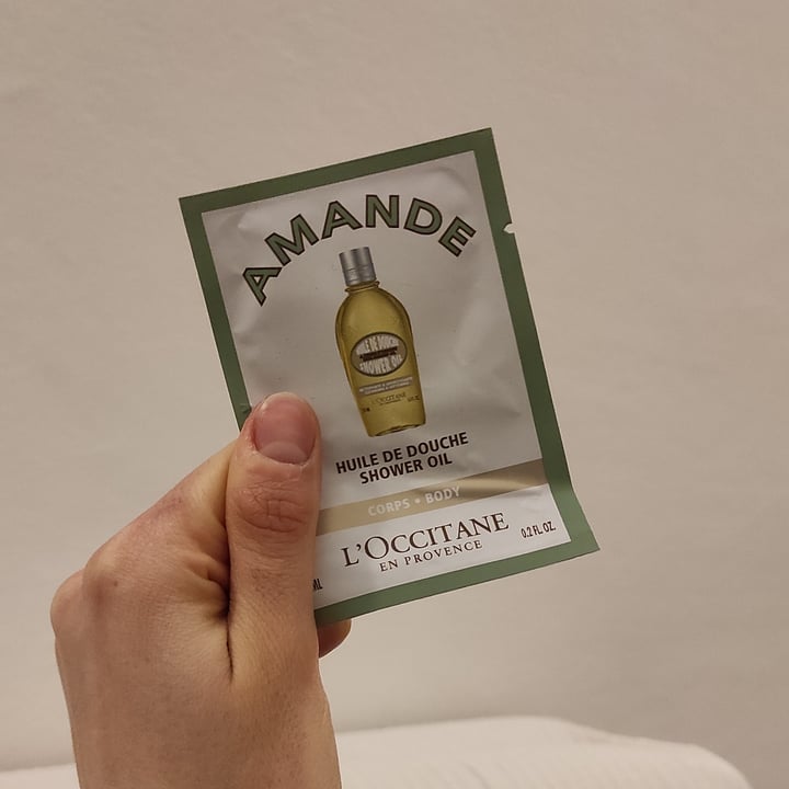 review photo of L'Occitane en Provence Amande Huile de Douche shared by @qupid on 12 Apr 2022 - review