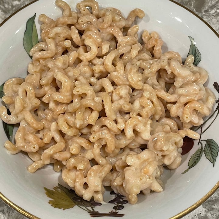 photo of Modern Table White Cheddar Style VEGAN MAC shared by @ekelcem on  18 Jan 2021 - review
