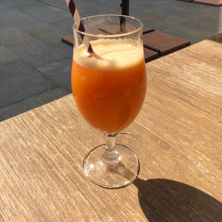review photo of ORTO ZERO bar e tavola calda Estratto di Ananas, Frutto della Passione e Mango shared by @otty on 12 Nov 2020 - review