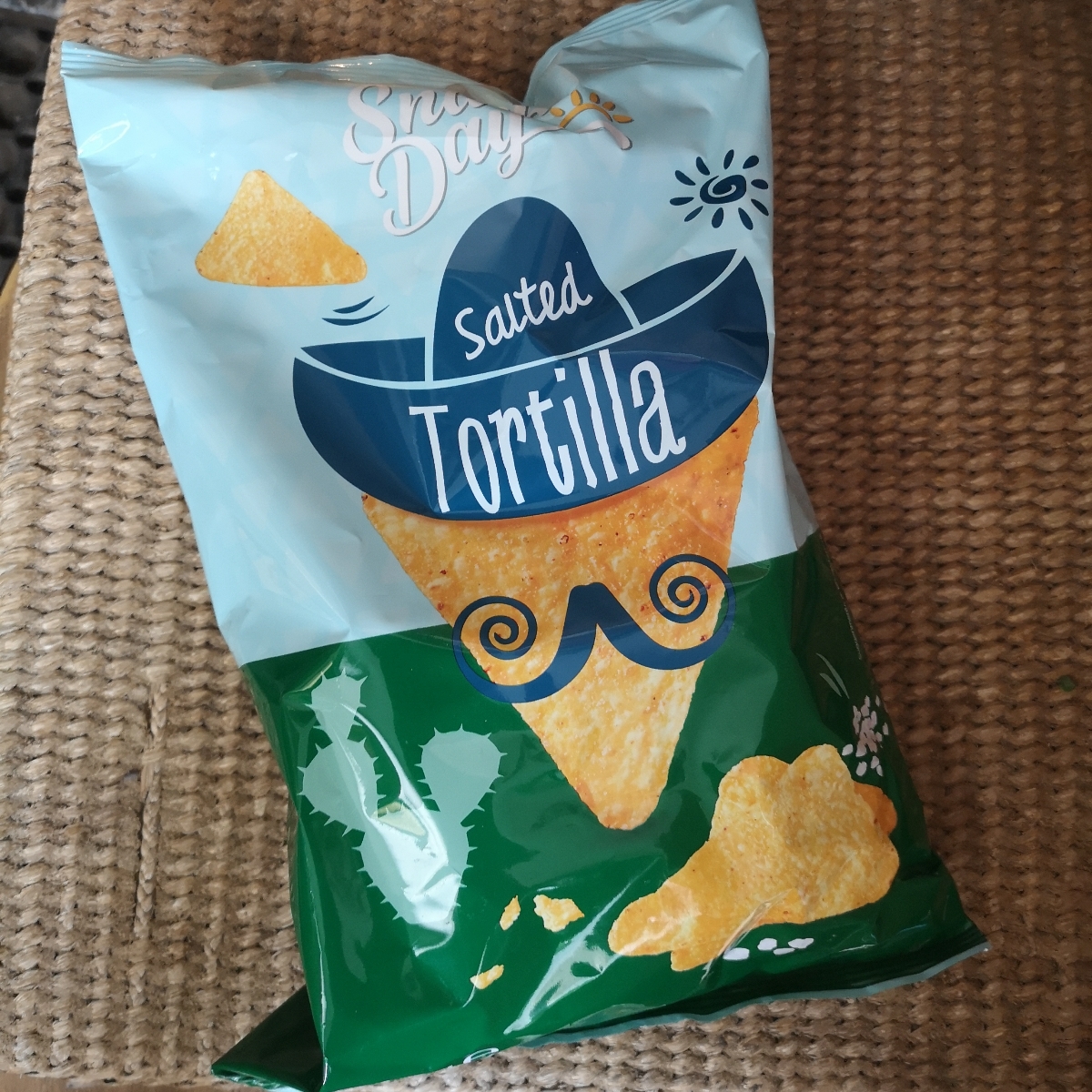 Snack Day Salted tortilla abillion Review 