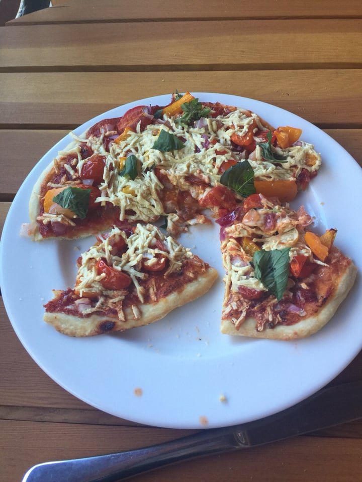 photo of Eve Olive Pizza shared by @leafnotbeef on  08 Aug 2018 - review
