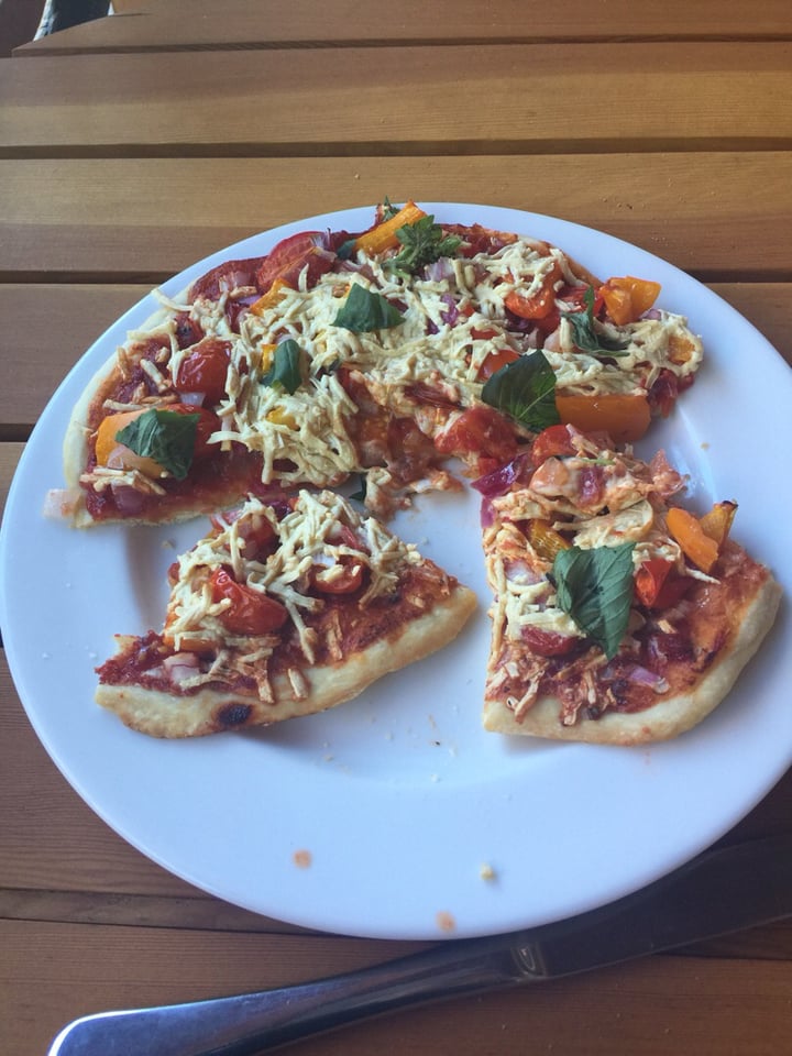 review photo of Eve Olive Pizza shared by @leafnotbeef on 08 Aug 2018 - review