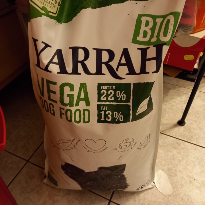 photo of Yarrah Vega Dog Food shared by @1970270670 on  03 Apr 2022 - review