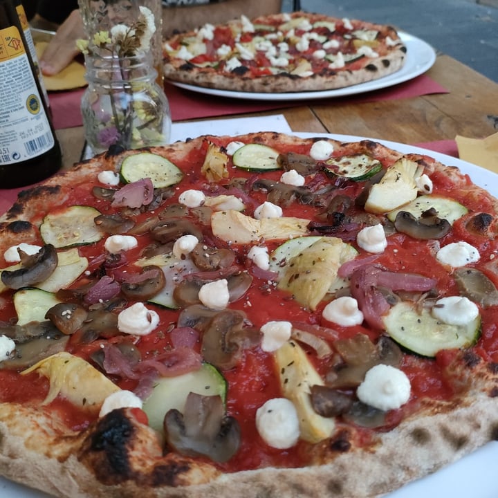 photo of Pizza'N'Love Pizza Gandhi shared by @riccicrueltyfree on  24 Jul 2022 - review