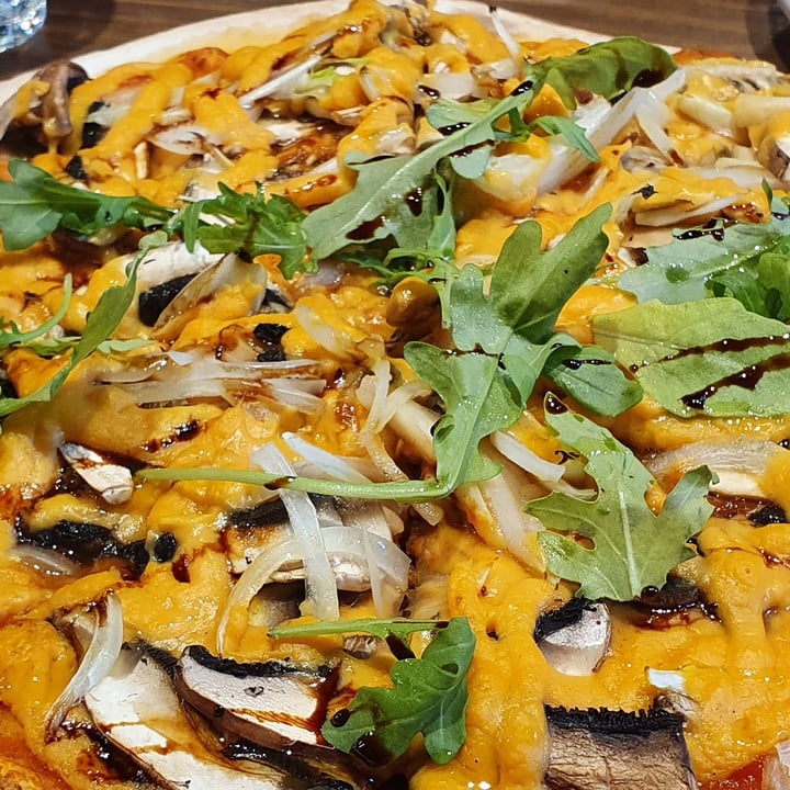 photo of Genius Central Singapore Mixed Mushroom Pizza (Veganized) shared by @shengasaurus on  22 Feb 2021 - review