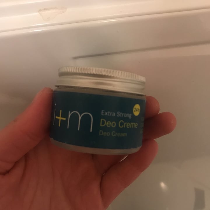 photo of i+m Naturkosmetik Deo Creme Extra Strong shared by @rebekka31 on  30 Apr 2020 - review