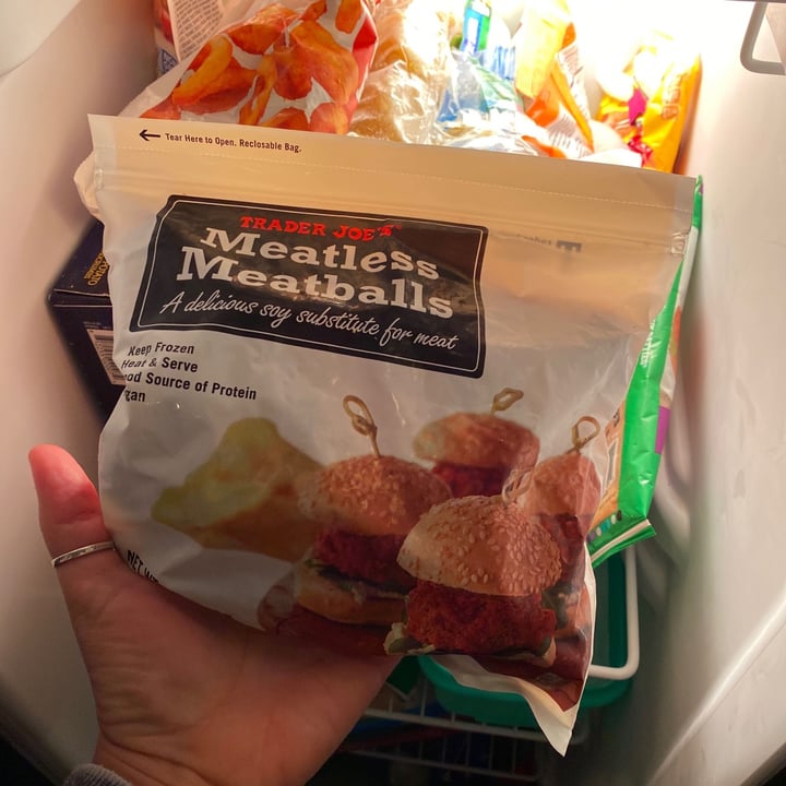 photo of Trader Joe's Meatless Meatball shared by @fu on  29 Apr 2020 - review