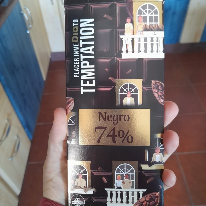 photo of Dia% Chocolate NEGRO 74% shared by @irmandadeantispecist on  06 Apr 2022 - review