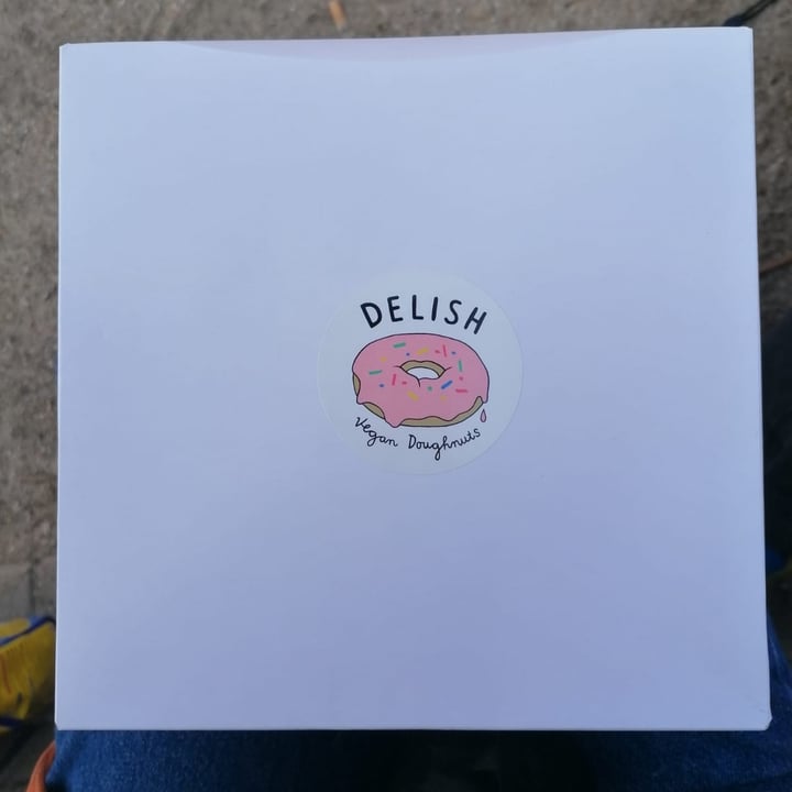 review photo of Delish Vegan Doughnuts Donut Relleno De Crema De Avellana shared by @zzzcos on 11 Mar 2021 - review
