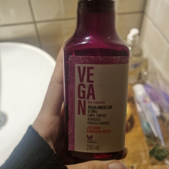 photo of Vegan by Needs Água Micelar 5 Em 1 Jasmim - Pimenta-Rosa  shared by @ligiarabay on  05 May 2022 - review