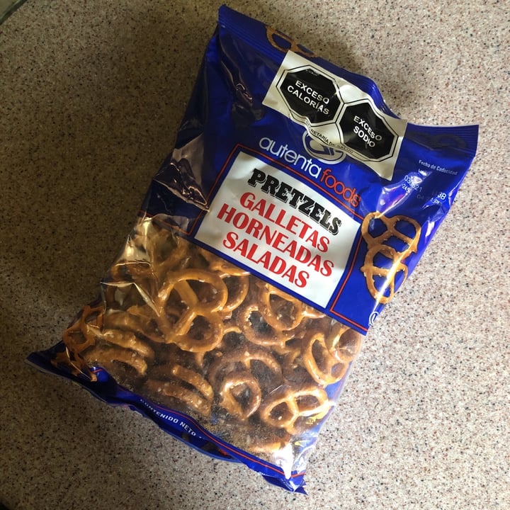 photo of Autentafoods Pretzels shared by @bego18 on  03 Feb 2021 - review