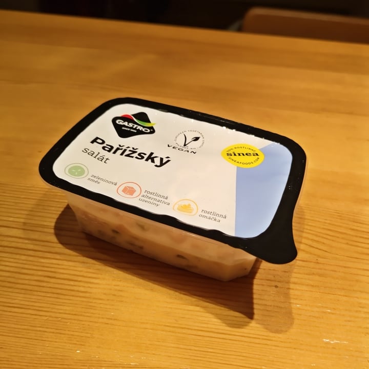 review photo of Gastro Paris Salad shared by @basedplants on 09 Jan 2022 - review