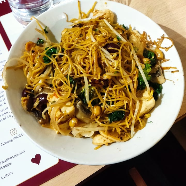 review photo of Mongolian Barbeque Lunch Bowl shared by @vegfraio on 03 Dec 2021 - review