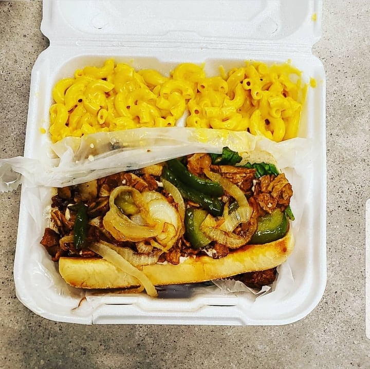 review photo of Senses Vegan Comfort Food Philly cheese steak w/ mac and cheese shared by @lillady707 on 16 Aug 2019 - review