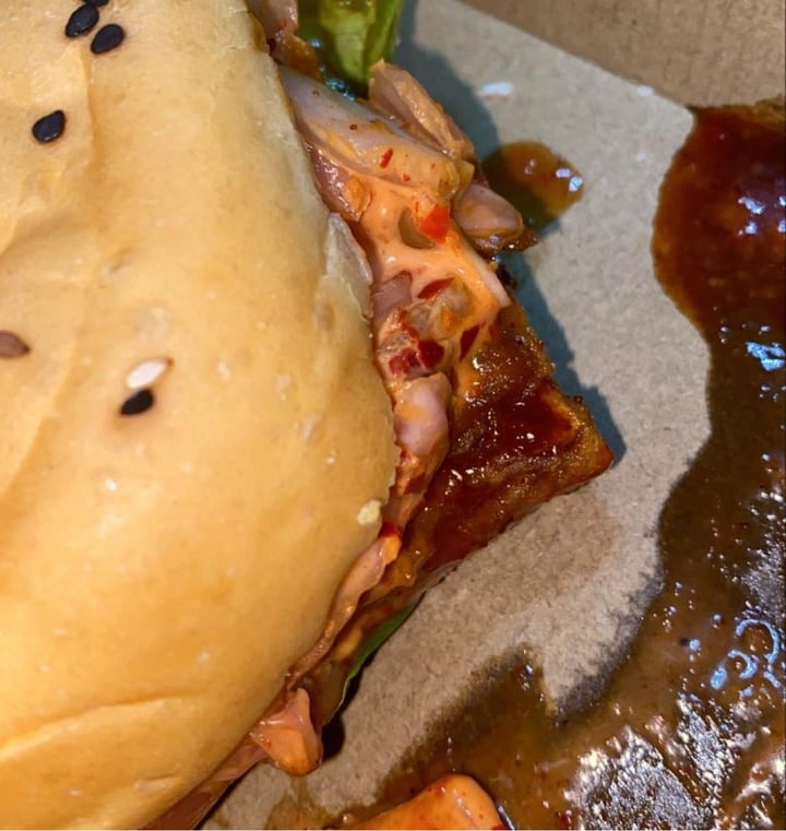 photo of Jinjja Chicken Kimchi Tofu Burger shared by @iamfazeela on  05 Aug 2020 - review