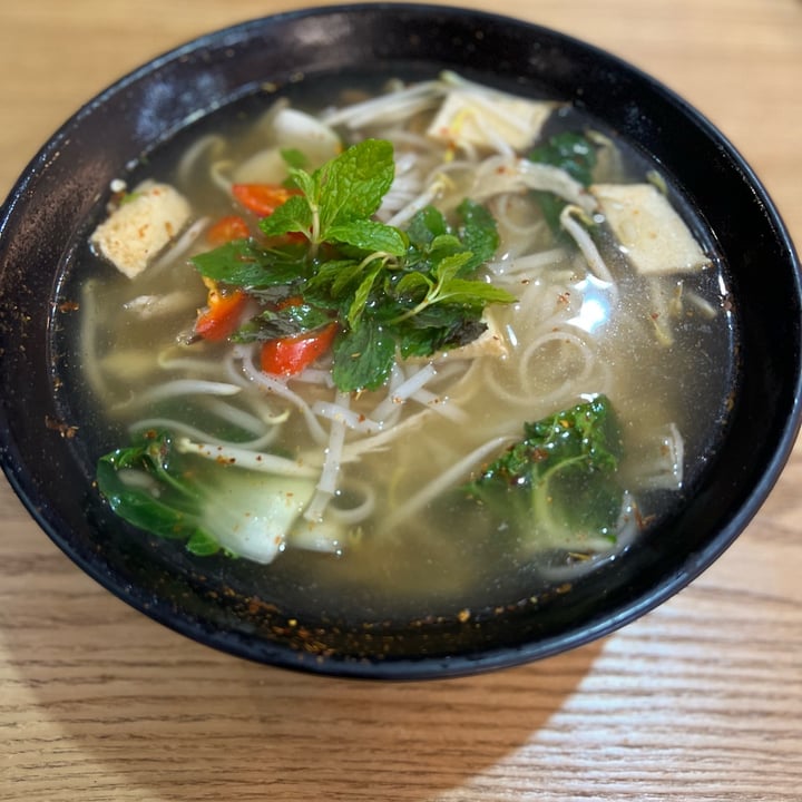 photo of Green BA Chicken Mushroom Pho (Soup) shared by @qmh on  16 Sep 2022 - review