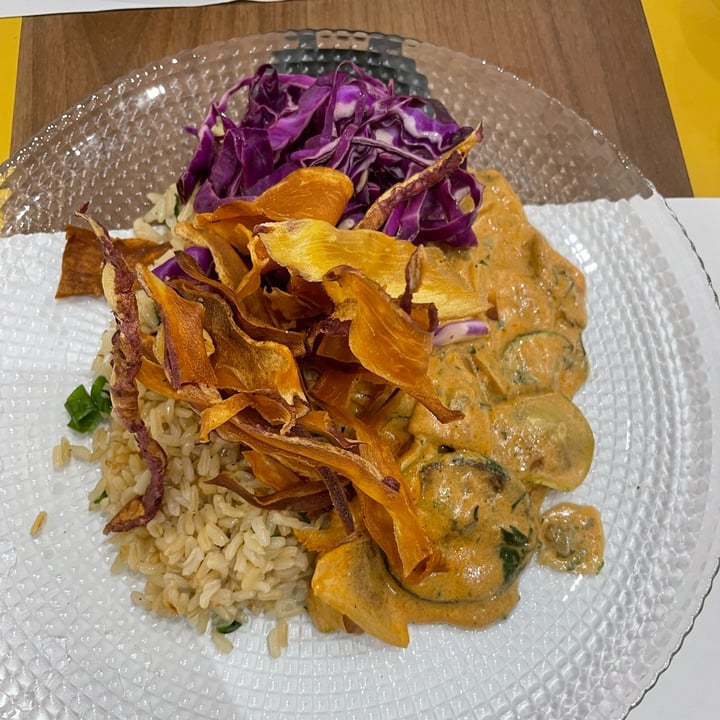 review photo of Lujul cozinha consciente Strogonoff Veggie shared by @kanarimatsu on 28 Apr 2022 - review