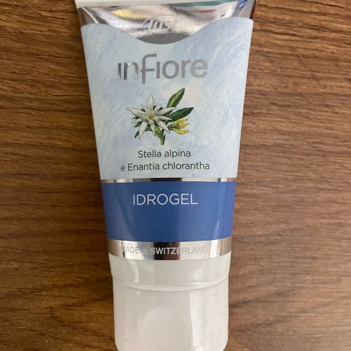 review photo of Swiss Just Hidro Gel shared by @sara89r on 02 Apr 2022 - review