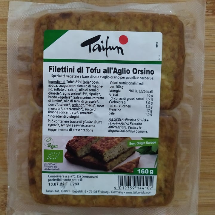 review photo of Taifun Filets de tofu à l'ail des ours shared by @deb94 on 20 Jun 2022 - review