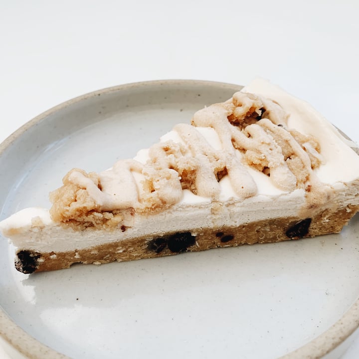 review photo of Nique's Vegan Desserts Keto Chocolate Chip Cookie Cheesecake Bars shared by @bshade on 30 Jan 2021 - review