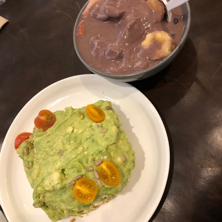 photo of Cocobeet - Boston Avocado Toast shared by @eliseamerman on  25 Apr 2020 - review