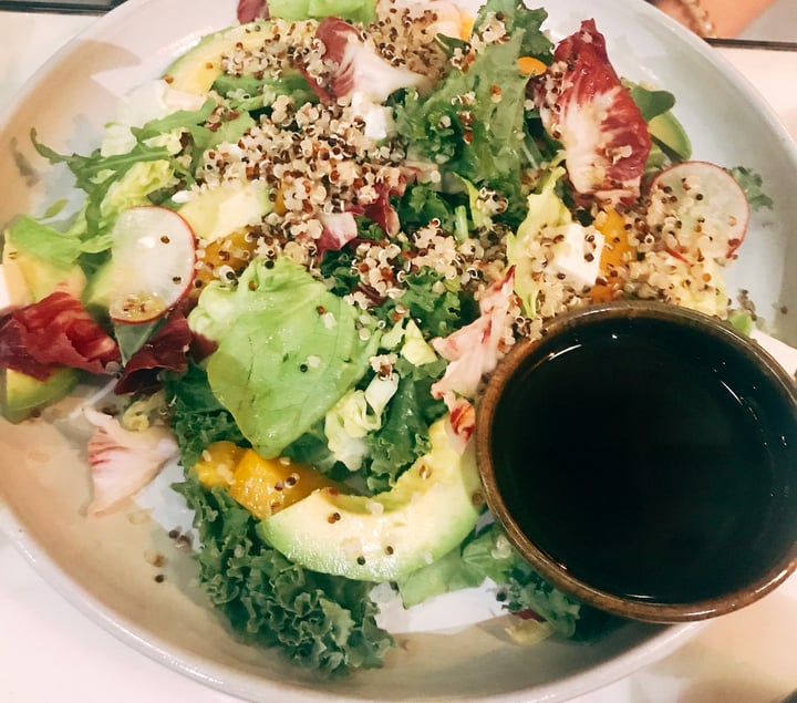 photo of The Joomak Healthy Quinoa Salad shared by @kaylabear on  30 Apr 2018 - review