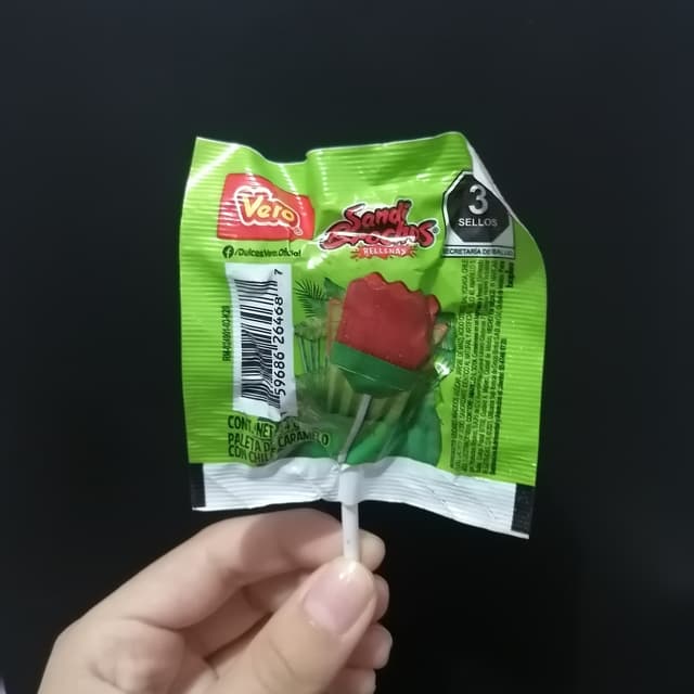 Sandi Brochas from Dulces vero Vegan Product Reviews Ratings