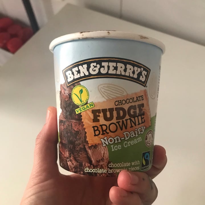 photo of Ben & Jerry's Chocolate Fudge Brownie Non-Dairy Ice Cream shared by @iciarwallace on  23 Jun 2021 - review